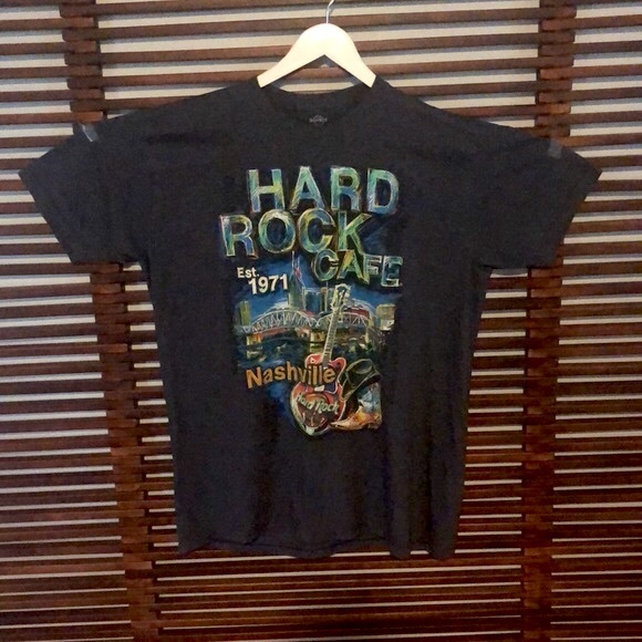 Hard Rock Nashville T-Shirt - Picture 2 of 5